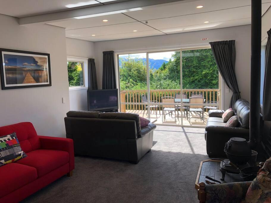 Fergus Hideaway Villa Te Anau Dış mekan fotoğraf